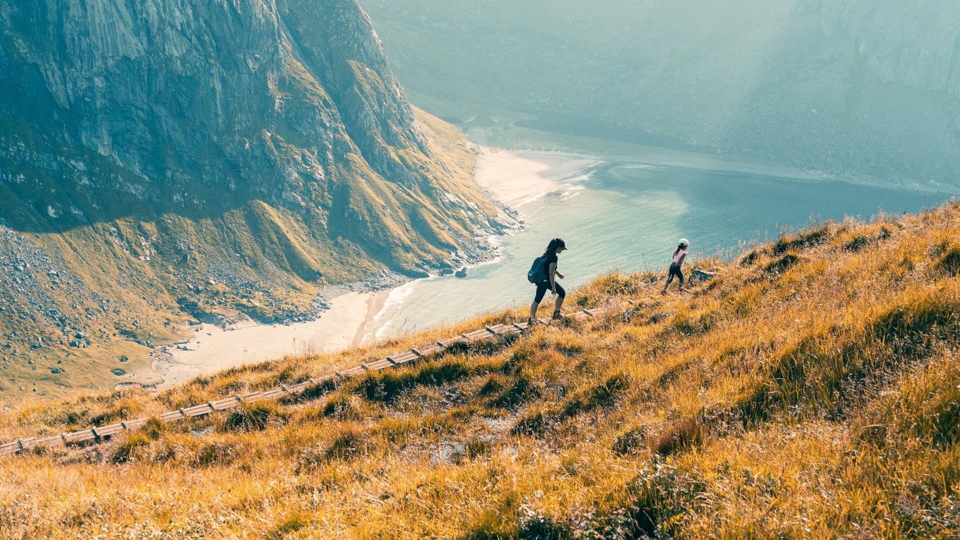 Meraviglie dei f iordi e trekking al Preikestolen