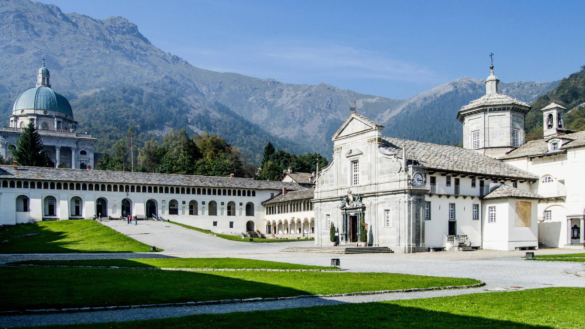Il Santuario di Oropa, Biella e il Ricetto di Candelo